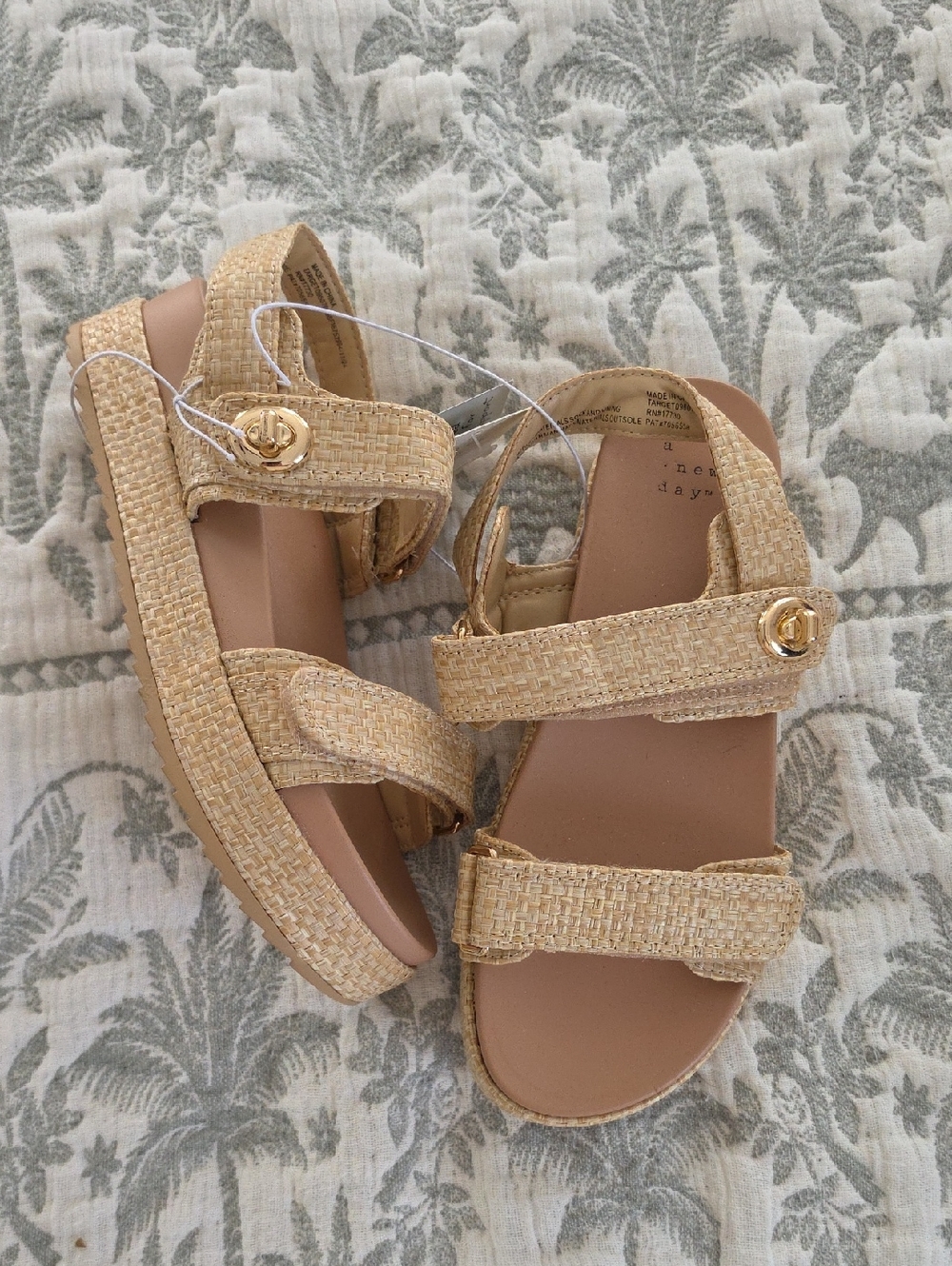 Women’s Straw-Look Adjustable Sandals in Natural Beige